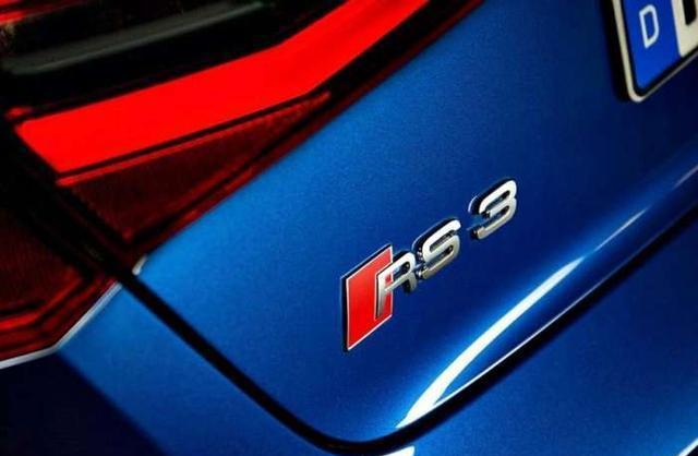 性能炸裂! 新一代地表最强小钢炮来袭, 全新奥迪RS3