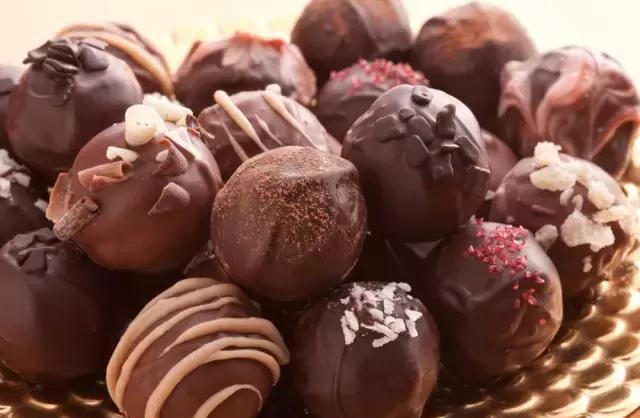 切记! 切忌! 大姨妈期间少吃16种食物!