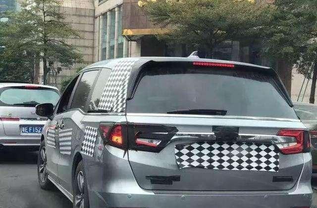 新一代国产版本田奥德赛上路，颜值高，动力强，完胜别克GL8