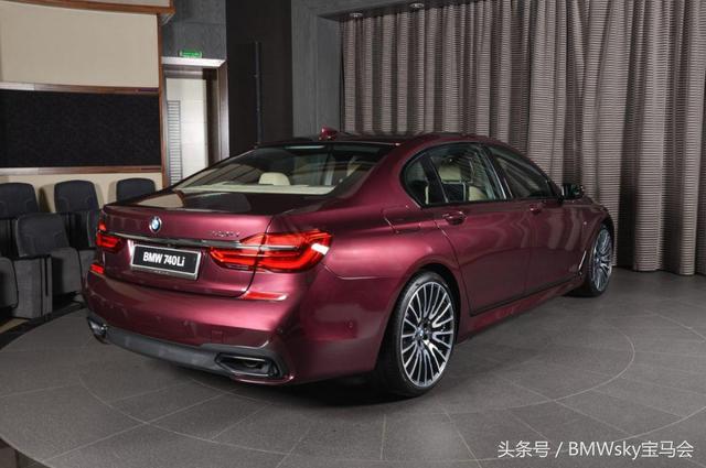这台定制版的宝马740li,车身颜色你能hold的住吗?