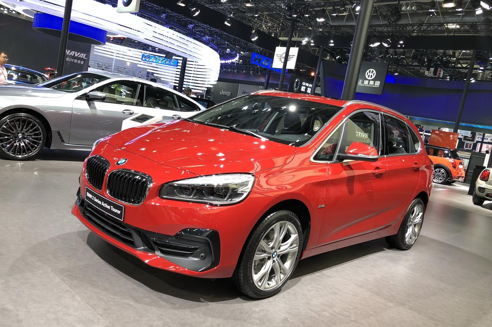 【新款宝马2系旅行车上市 售22.48-30.68万元】