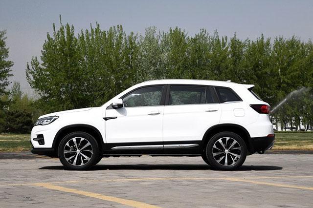 长安终于换新车标，7万北京车展上市，一看内饰，铁定火了！