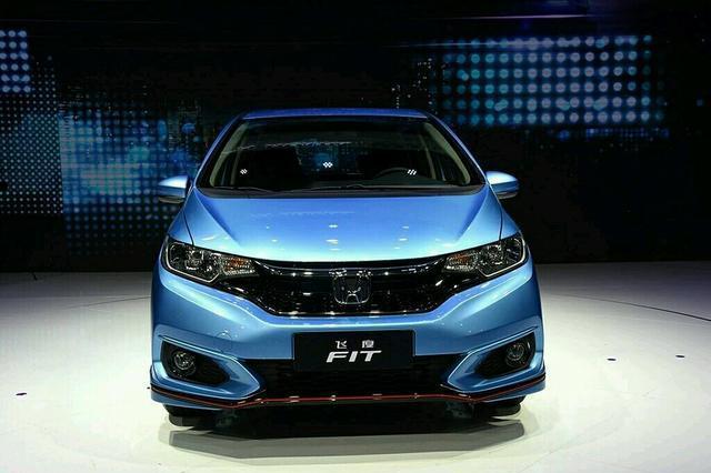 买车就买这两款日系车! 价格低还省油, 开十年也不会坏