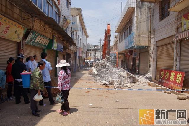 石屏六尺巷故事翻版!两家为一小巷争了32年