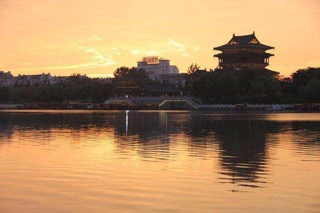 江苏一座面积小人口密集城市,堵车这边却基本