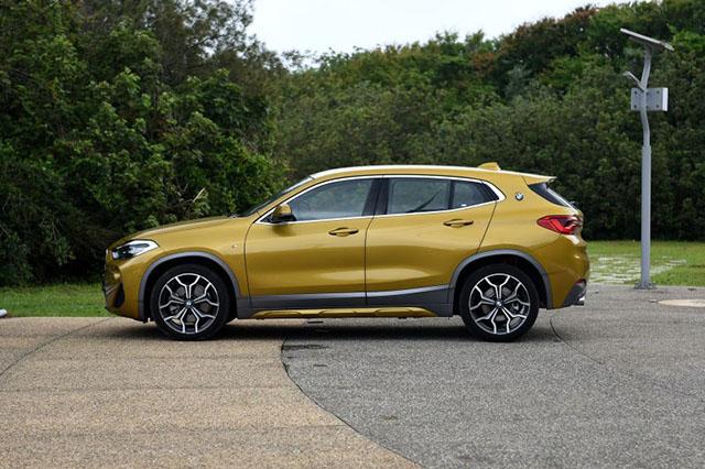 再等4天，宝马又一全新SUV上市，不足30万，外观还送你8个宝马标