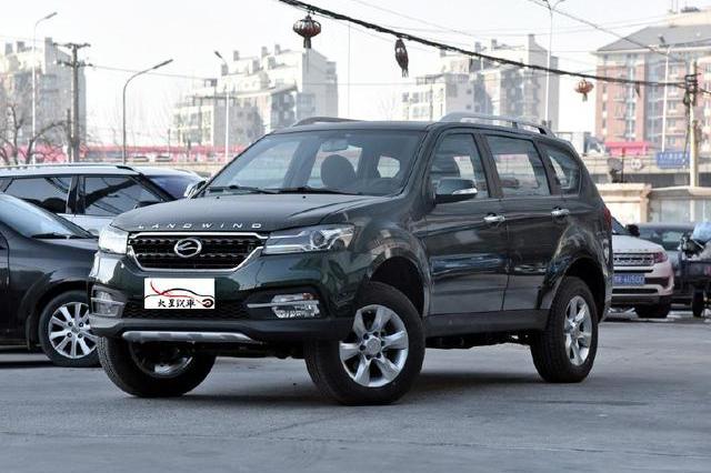 奔驰G、牧马人太贵？这款硬派SUV外观硬朗，平民百姓也买得起