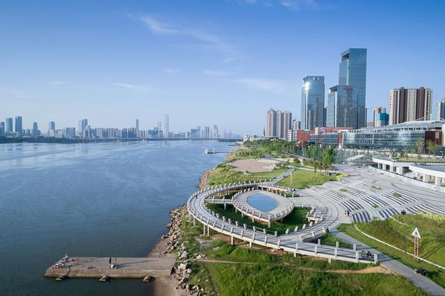 景观设计:打造有归属感的空间城市,湘江长沙西建筑结构v空间图片