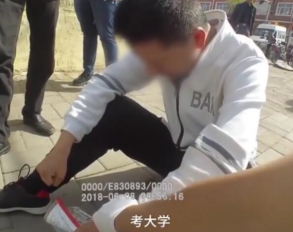 复读生高考发挥不理想痛哭弃考 高中复读是一