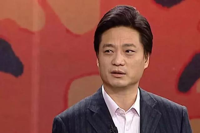 黄毅清连发十几条微博称崔永元包养情妇,微博