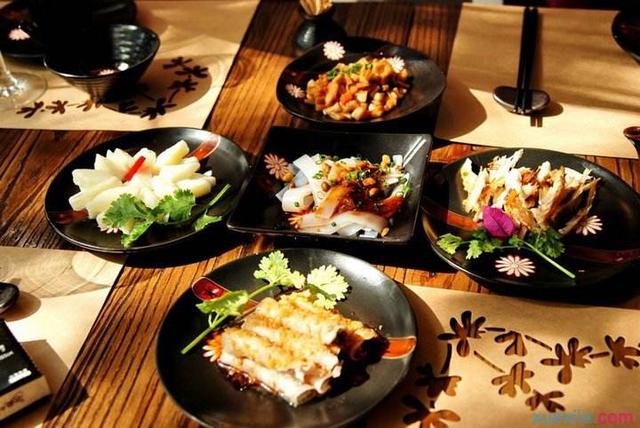 韩国美食节目称:韩国料理秒杀中国料理,连日本