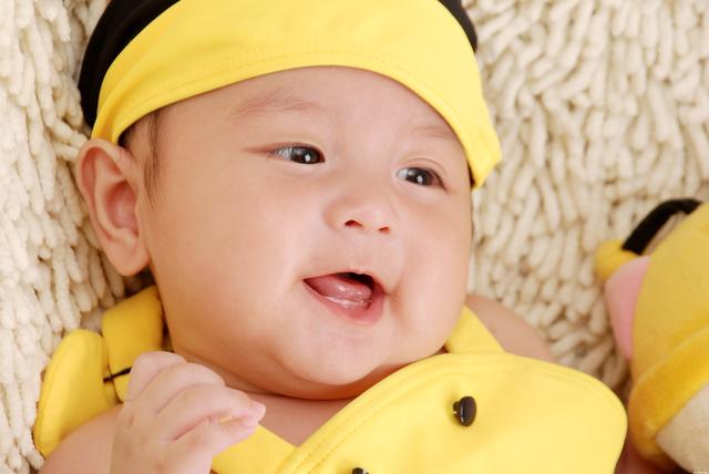 孩子9岁看见脏东西,吓坏一家人,医生:这孩子