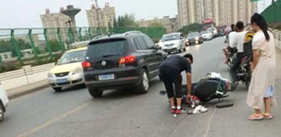 开车撞上闯红灯的行人,车主需承担责任?交警做