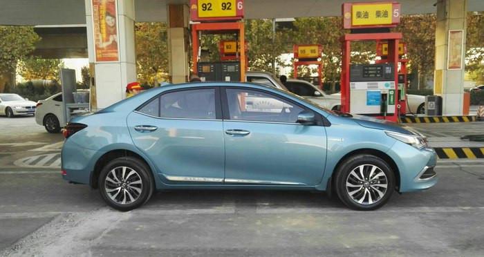 丰田最好的新能源汽车，发动机质保10万公里，仅售13万