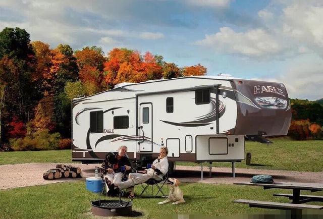 赏析|Jayco 猎鹰-33.5RETS房车