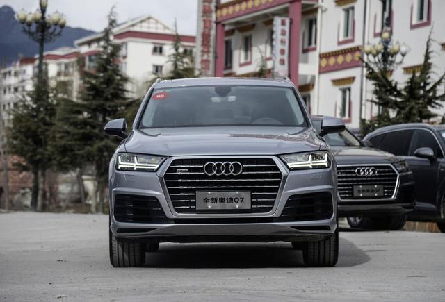 奥迪Q7搭载创新型减震系统, 真正做到操控豪华俩不误 高端越野