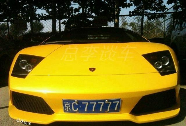 国内最牛的兰博基尼蝙蝠, 比下王思聪第一辆超级跑车