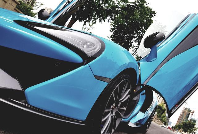 这是飞翔的感觉！迈凯伦570S，性价比最高的入门级超跑