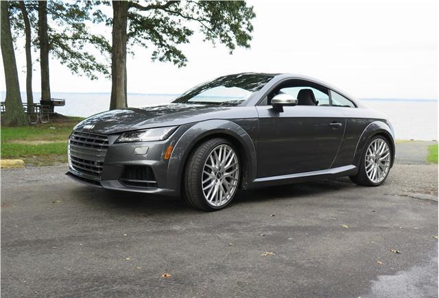 40万就可以买到的奥迪平民跑车，决对的把妹的利器