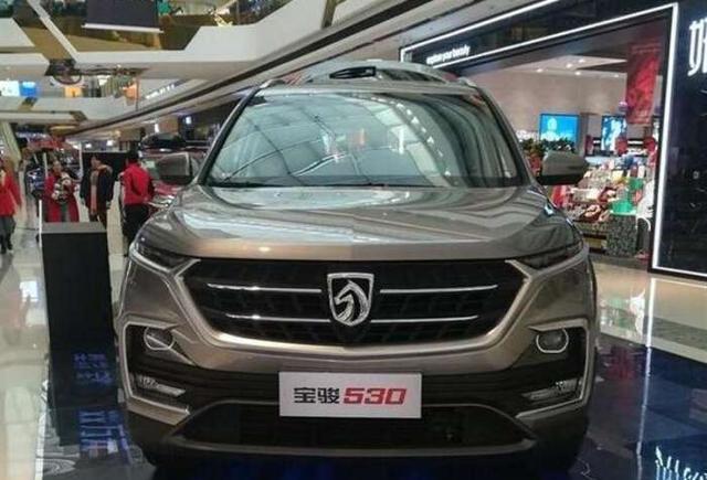 宝骏530商场搞活动，块头比560还大，路人：16寸轮毂真帅