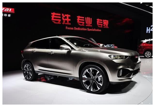 这款国产车，有颜值却非要靠实力！大7座，全时四驱，仅售14万