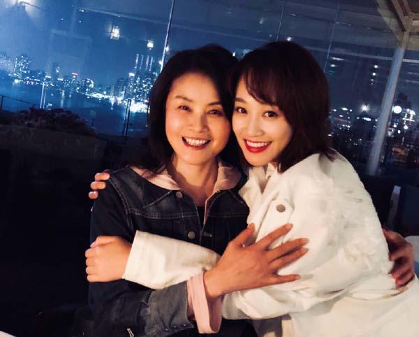 蓝盈莹为什么跟妈妈姓? 曾澄清自己并不是蓝天