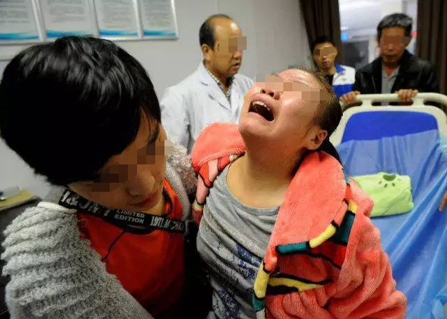 宝妈看见孩子嘴巴溃疡，再次去医院检查后，宝宝已经离世了!