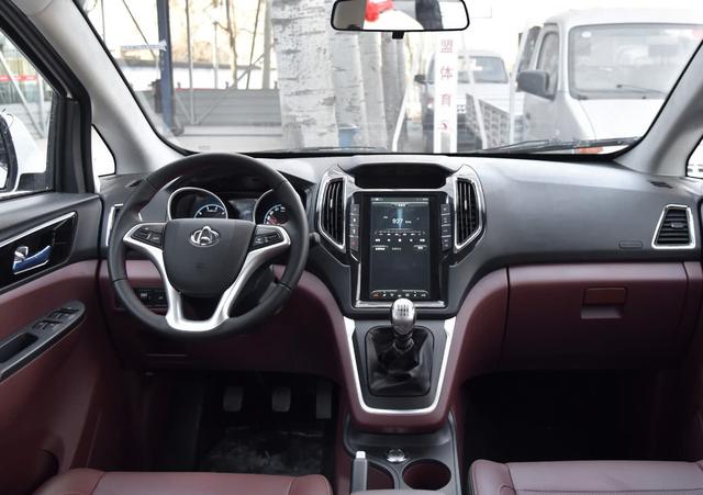长安推出MPV,1.5T才6万起,宝骏730以击下神坛