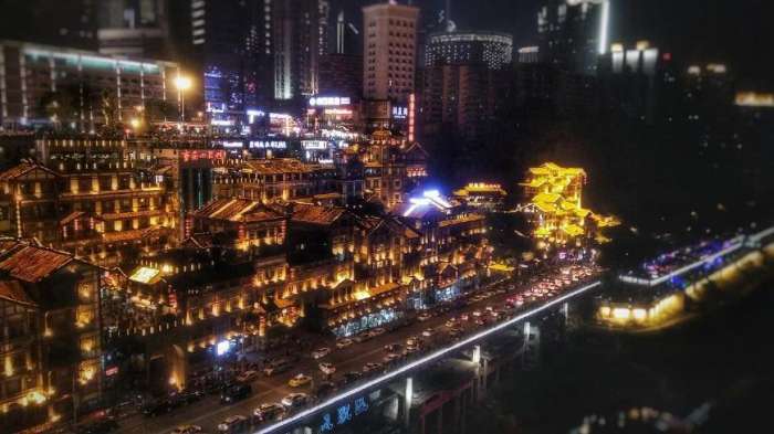 中国大城市: 超大城市4座, 特大城市13座, 大城市36座