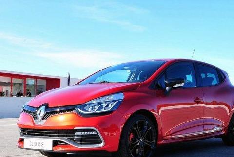 随时准备下赛道实拍雷诺ClioR，S