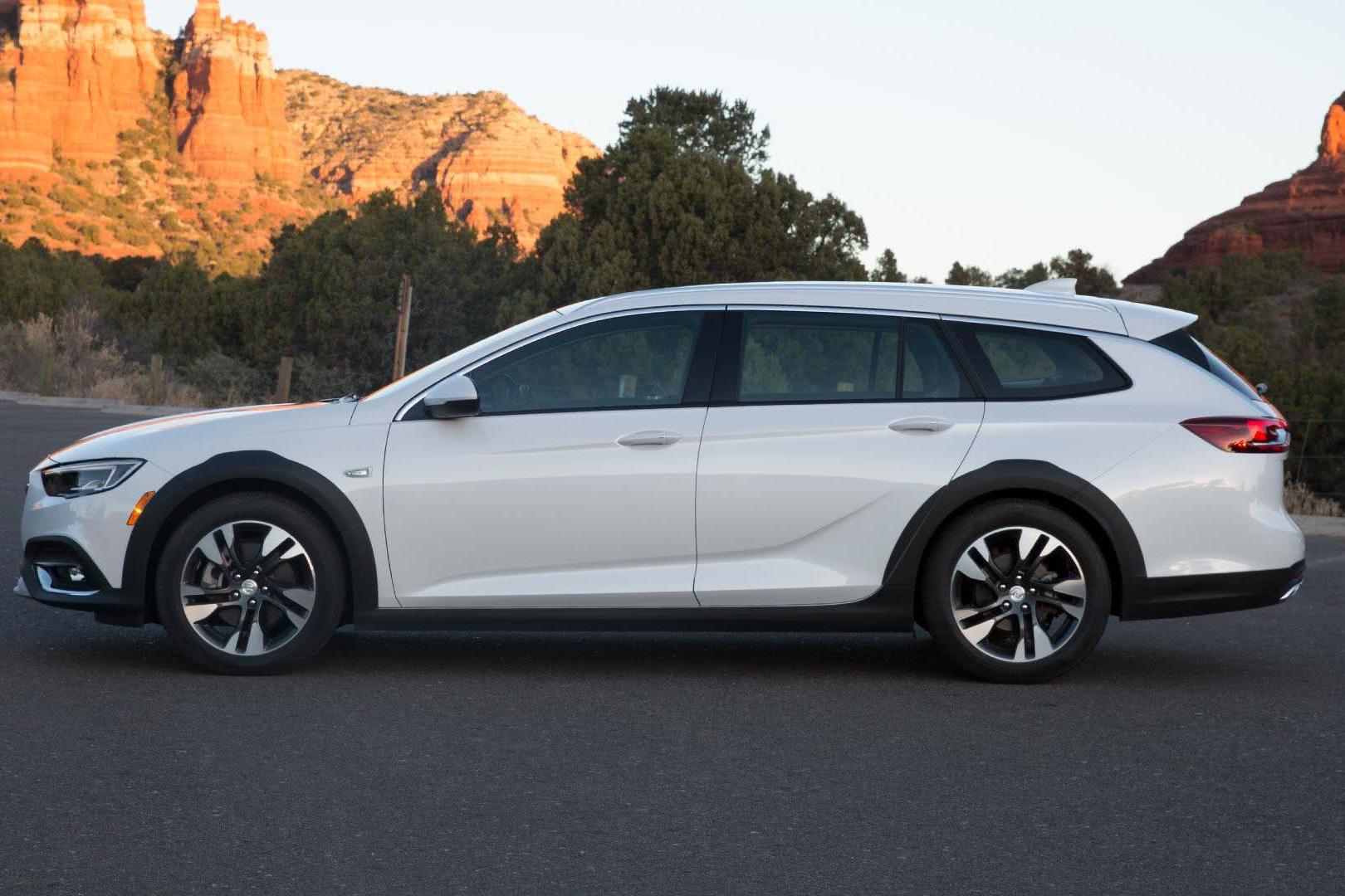 实力完爆V60，它国产还有A4 Allroad啥事儿，比3系便宜10多万