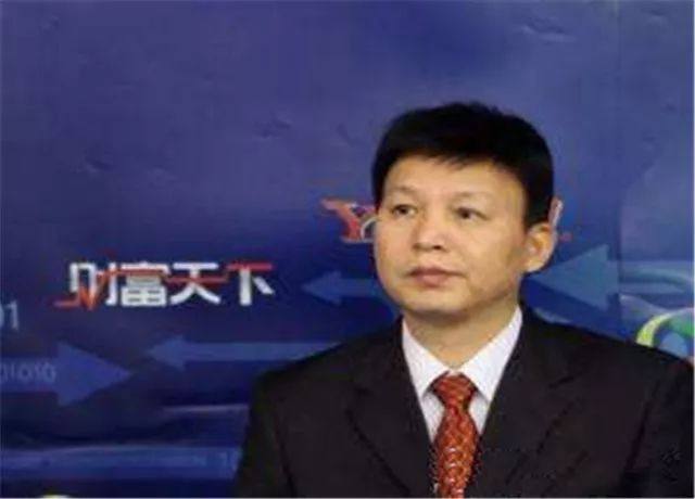 陈奇董事长_长盈陈奇星的女儿照片