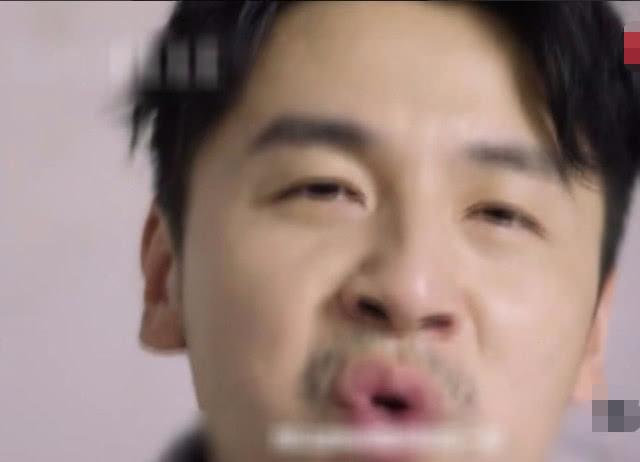 娱乐圈四绝:雷佳音吹雪,还有他的比心