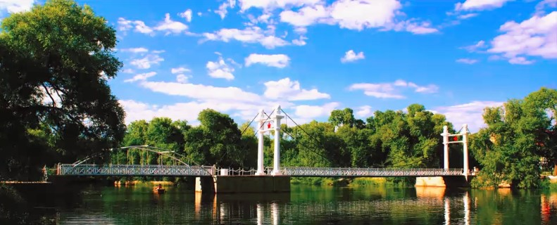 扎兰屯市人口_扎兰屯市第一中学(3)