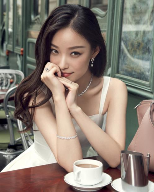 倪妮最美生活照,怪不得井柏然会爱上她,女生看了也忍不住