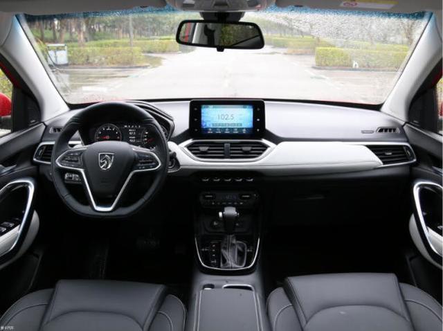 最丑车标排行榜_“最丑”车标排行榜,比亚迪上榜,第一造型奇特,网友看吐了