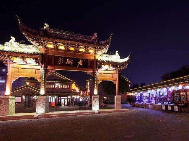 江苏一座面积小人口密集城市,堵车这边却基本