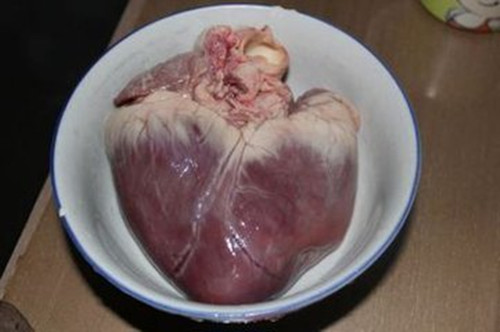 喜欢吃猪内脏,却不知清洗,马上教你清洗方法,包
