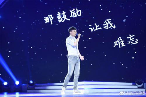 《创造101》发布会张杰炫耀双胞胎女儿,还要把