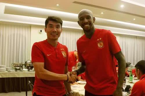 就在今天!广州恒大塔利斯卡俨然成巴西球员中