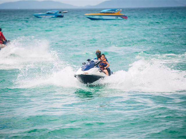 中国游客最常去的三个国家:泰国、日本、韩国