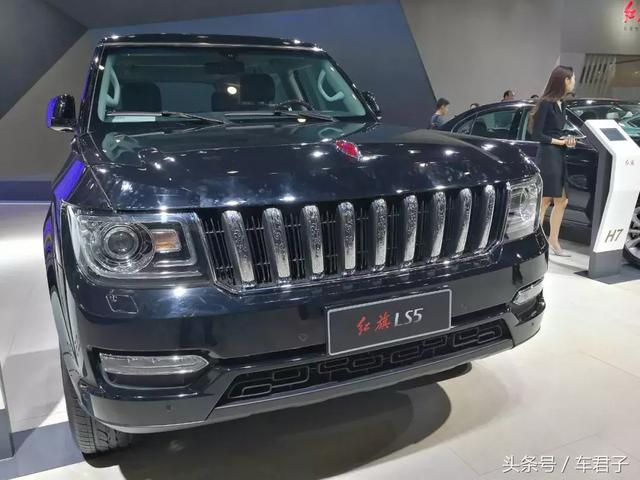 红旗首台大型SUV—红旗将要上市，网友：内饰穿越感太强！