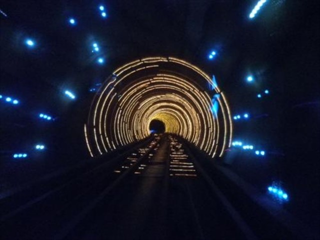 我们的地球上真的存在时间隧道吗?我们也可以