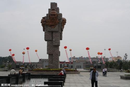 安徽著名广场性建筑:亳州市魏武地标,大气磅礴v广场ui学习方法图片