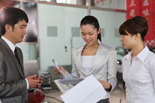 主管和员工沟通时,做到这点才能收服人心,否则