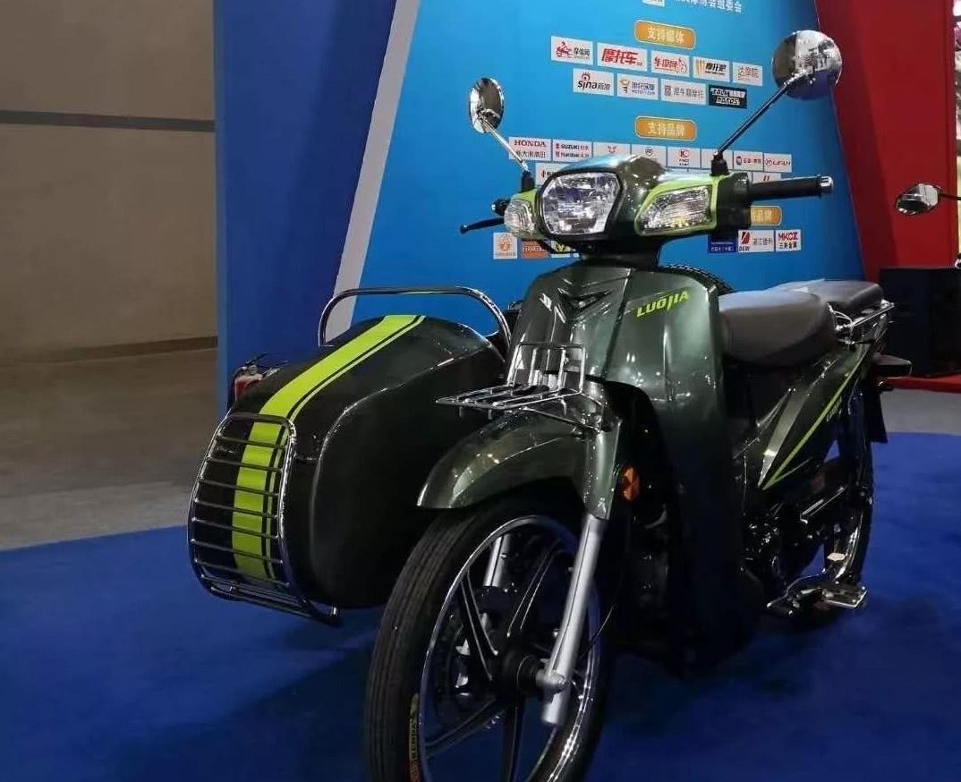 给买菜车加个边斗是什么画风,首款可上牌的洛