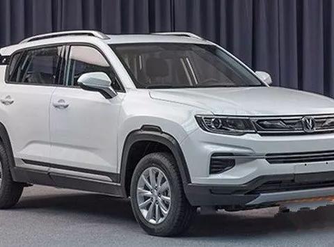 长安CS35终于变脸，颜值不低宝骏510，能当小型SUV老大吗？