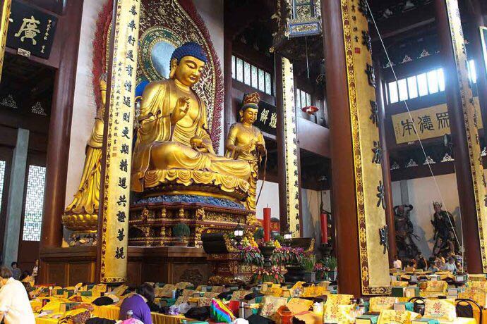 中国最受欢迎的三座寺庙,求神拜佛游客众多,你去过吗?