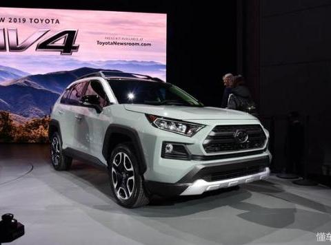 全新丰田RAV4外观大改，17万起会大卖吗？