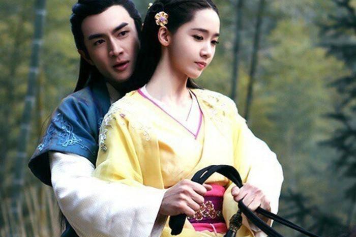 古装十对男女马背上秀恩爱杨幂害羞第一太豪放